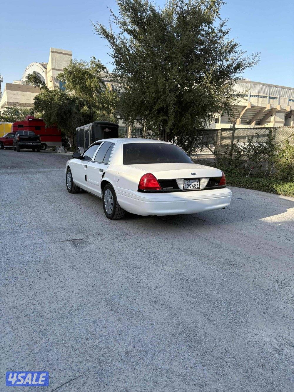 فورد ٢٠٠٣ بوليسي1