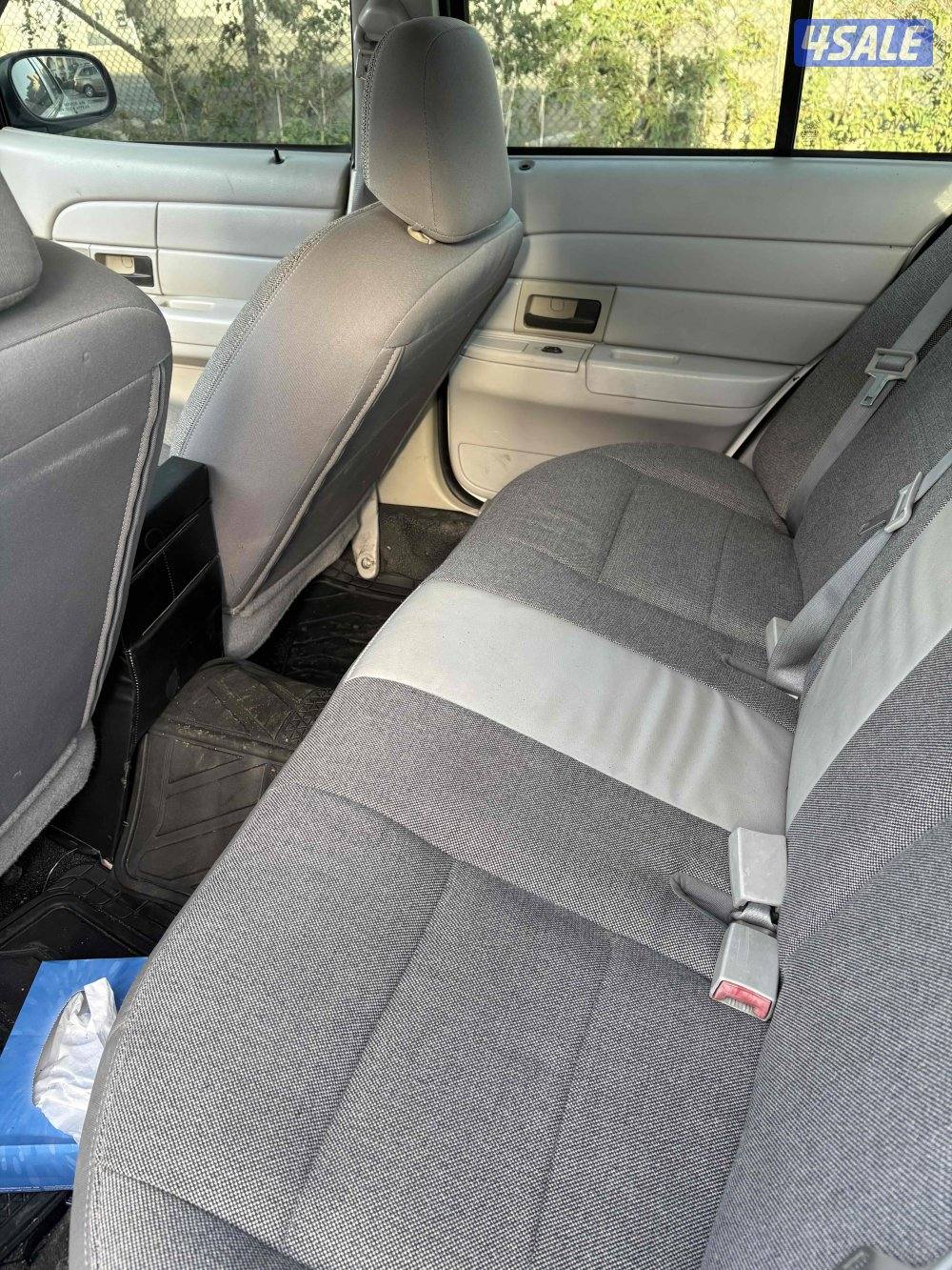 فورد ٢٠٠٣ بوليسي6