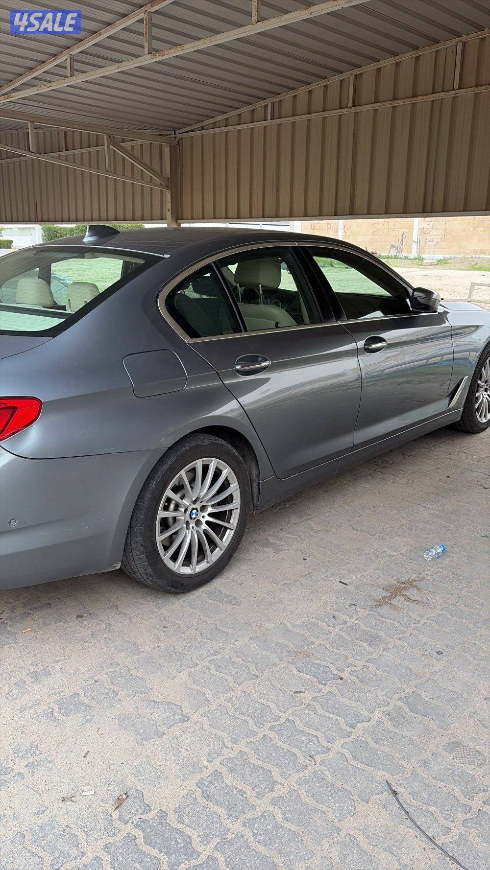 للبيع بي ام دبليو ماشي 75 الف سيرفس وكاله شرط الفحص3