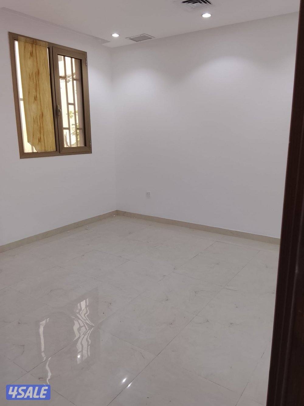 شقه للايجار في ابو فطيره قطعه 63