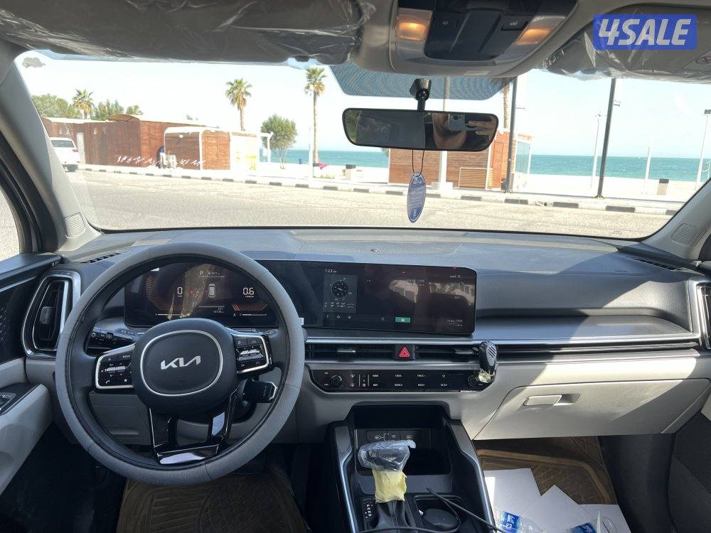 للبيع كيا موديل ٢٠٢٥ 4 سلندر ٢٥٠٠ سي سي6
