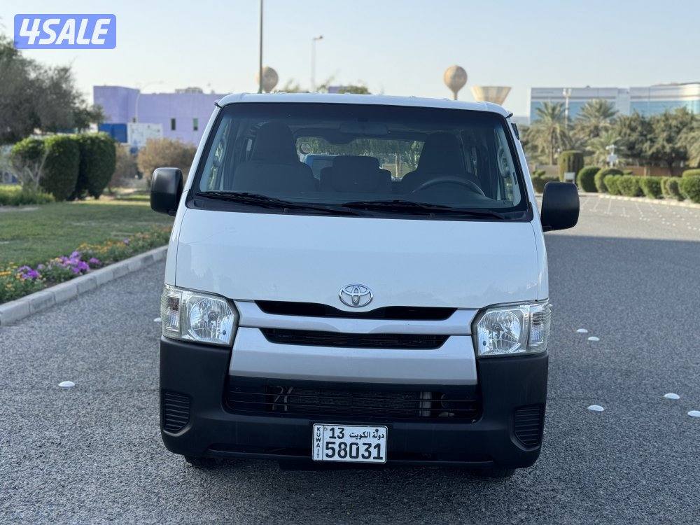 تويوتا هياس ركاب موديل 2015 بحاله ممتازه جدا2