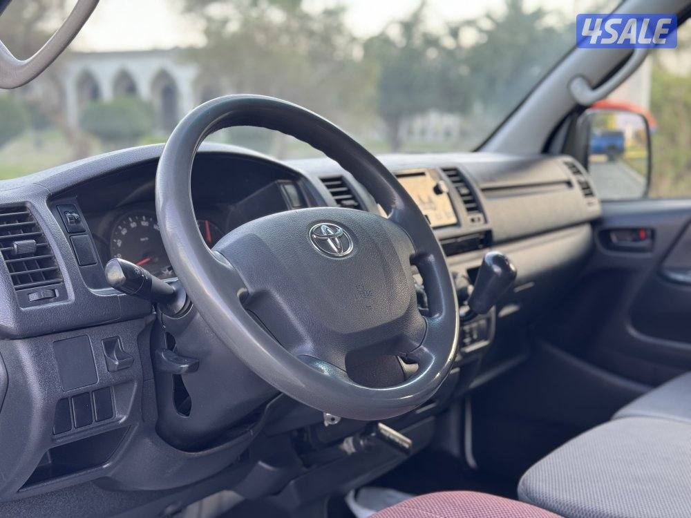 تويوتا هياس ركاب موديل 2015 بحاله ممتازه جدا9