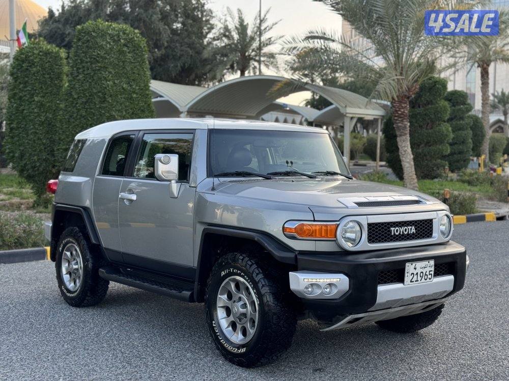 تويوتا اف جي موديل 2012 كامل المواصفات بحاله الوكاله1