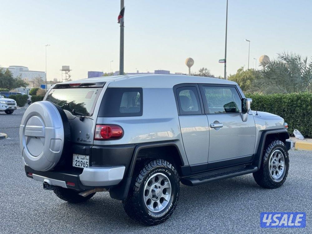 تويوتا اف جي موديل 2012 كامل المواصفات بحاله الوكاله3