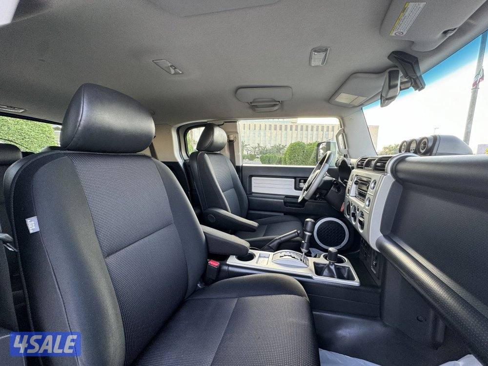 تويوتا اف جي موديل 2012 كامل المواصفات بحاله الوكاله6