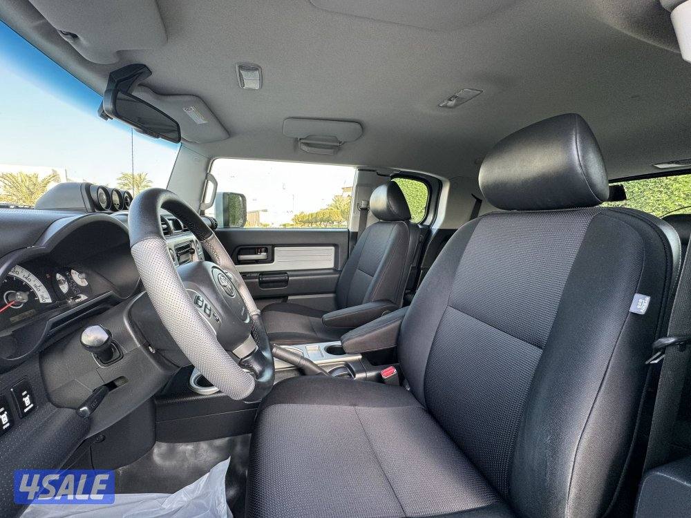 تويوتا اف جي موديل 2012 كامل المواصفات بحاله الوكاله10