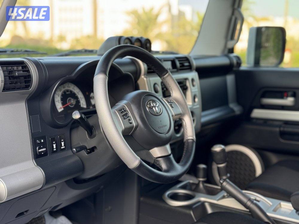 تويوتا اف جي موديل 2012 كامل المواصفات بحاله الوكاله12