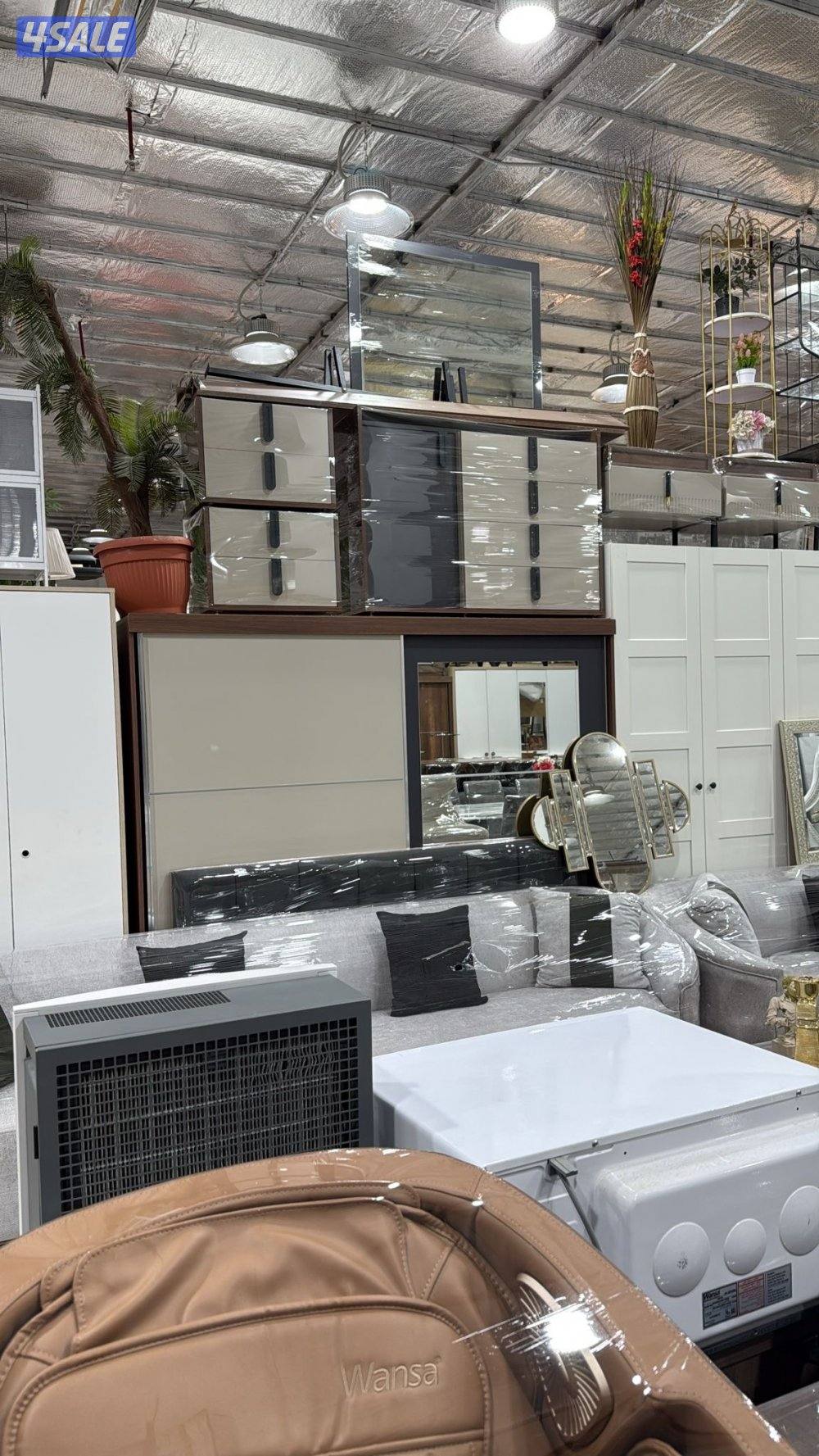 نبيع غرف نوم وكبتات وسراير شبه جديده0