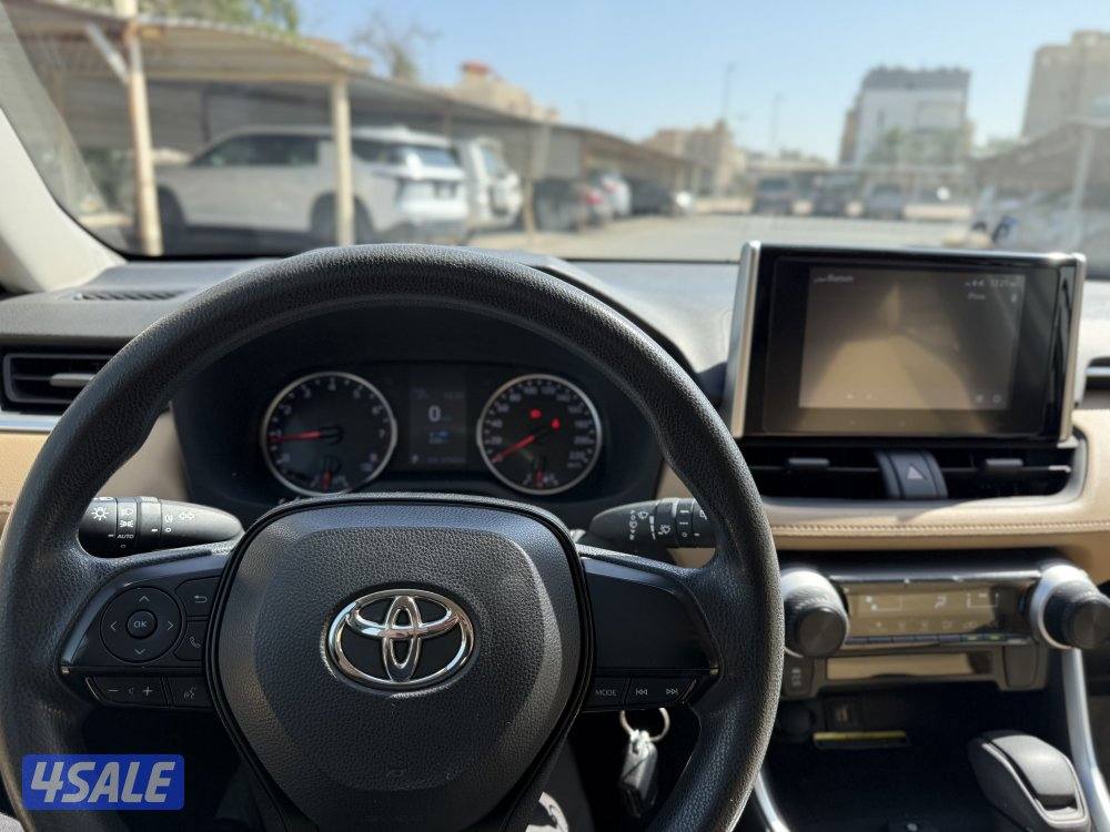 Toyota Rav4 20239