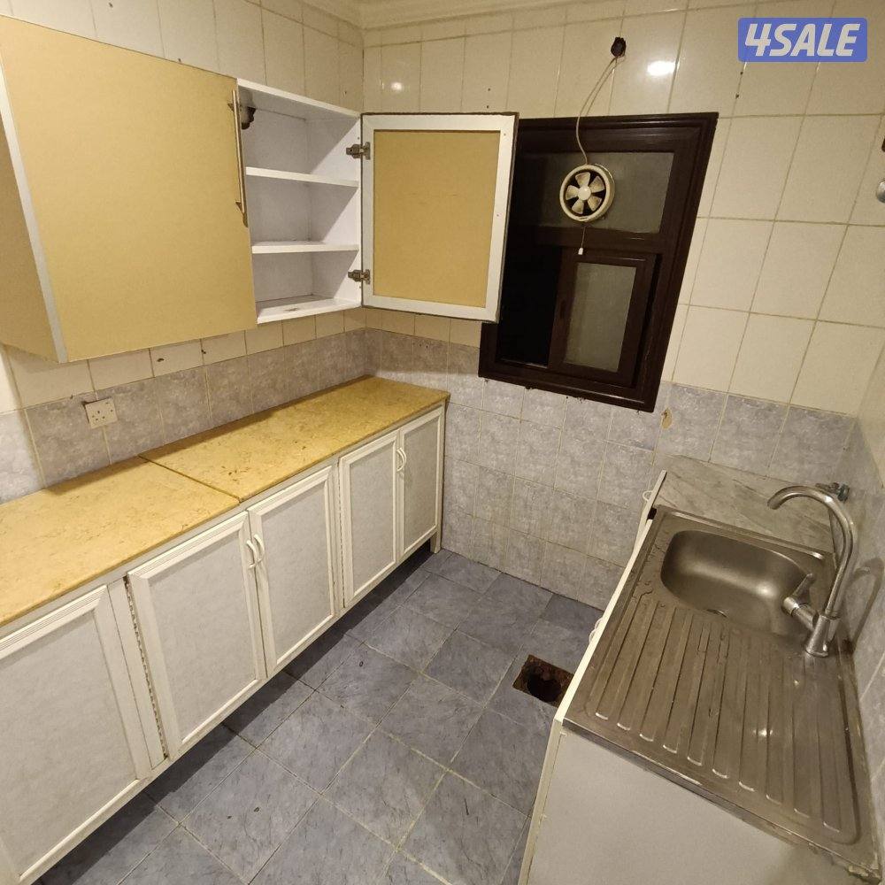 شقةايجارغرفةصالةحمام مطبخ تشطيب جديد تكيف سنترال باااارد مصافط متوفرة6