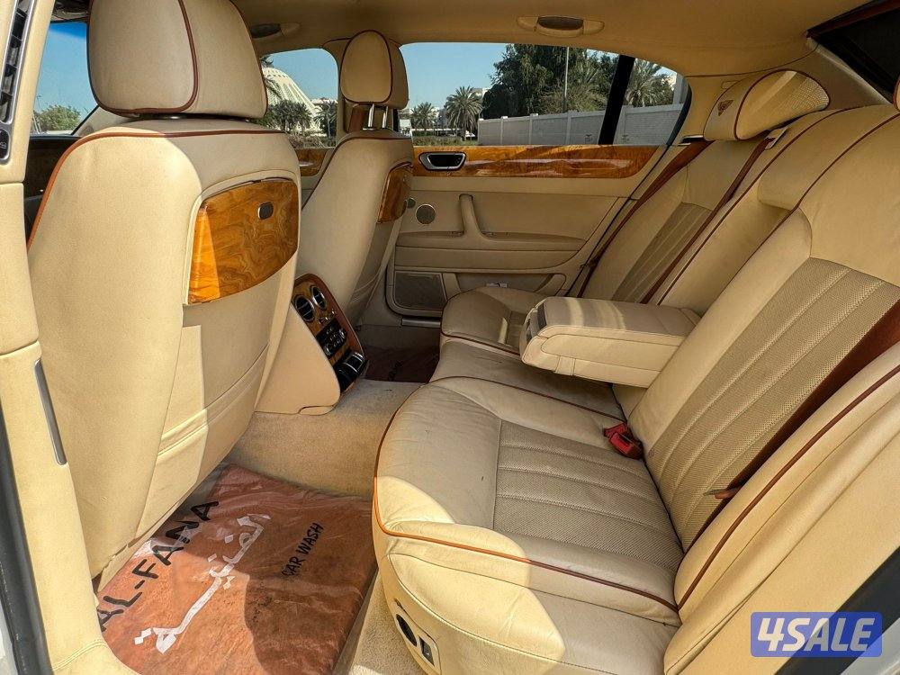 بنتلي فلاينج سبير  ٢٠١٠8