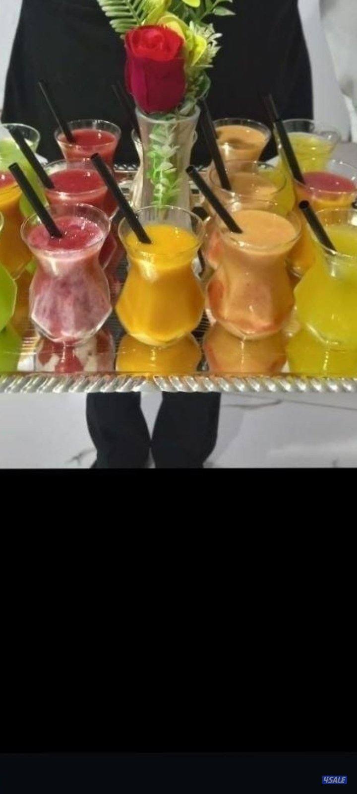 تقديم القهوة العربي والتمور11