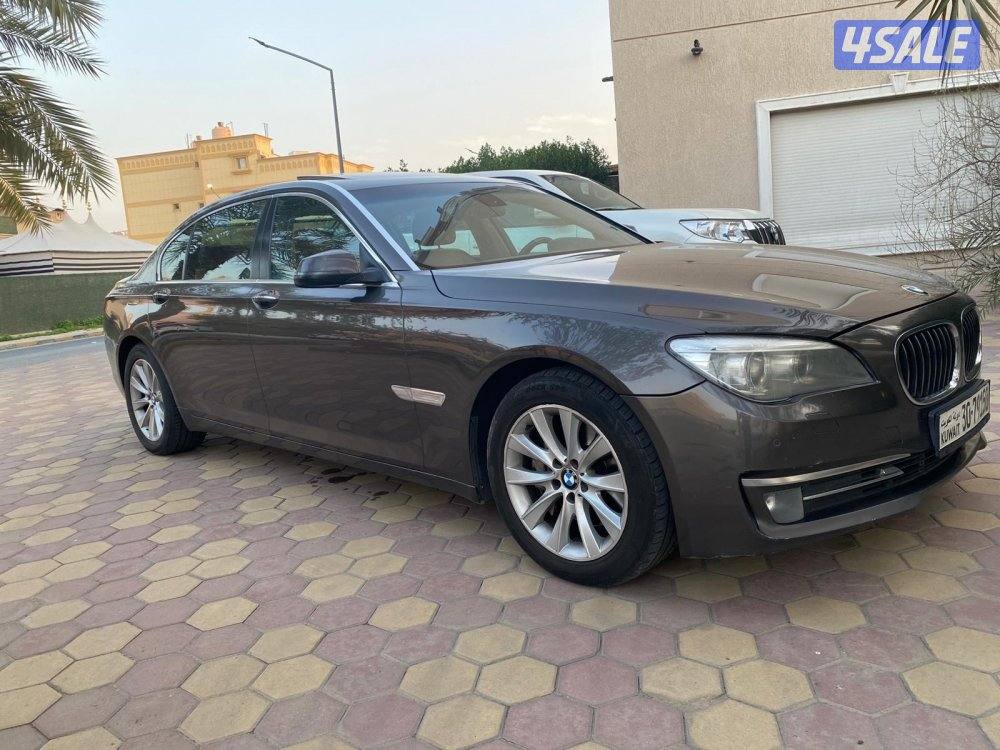 BMW 730LI 2015 بحالة ممتازه3