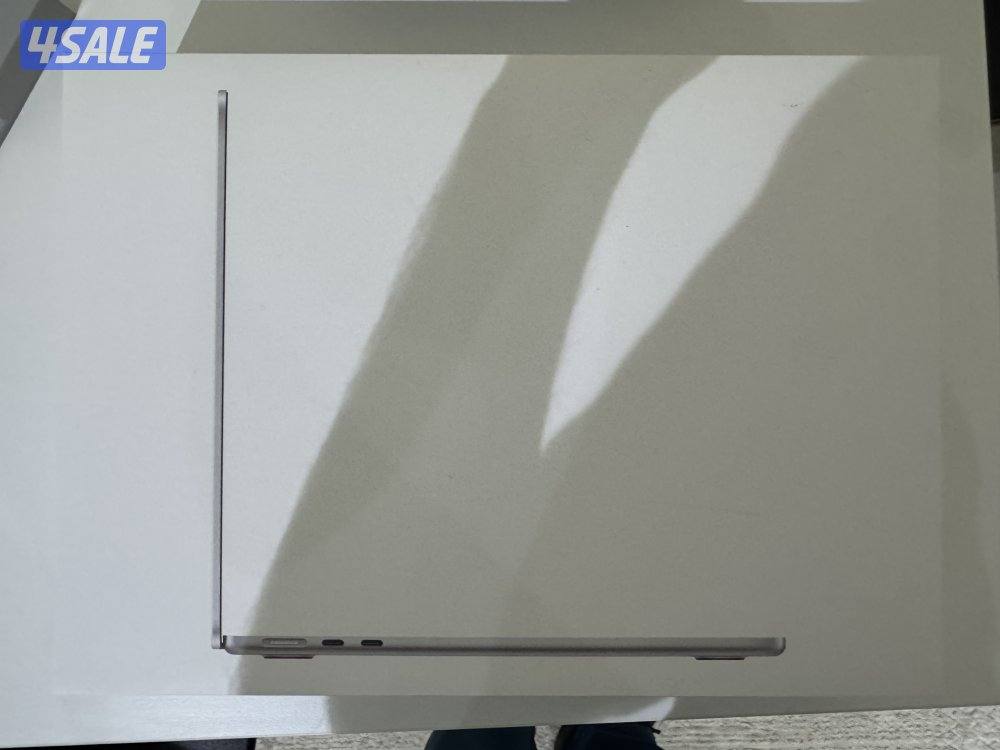 Macbook Air m4 16gb 256gb 13 inch unopened0