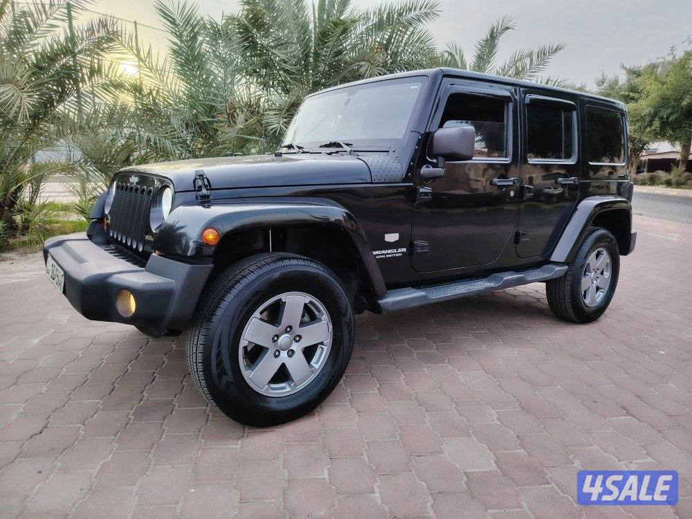 للبيع رانجلر صحاري ليمتد موديل 2011 عداد 1974