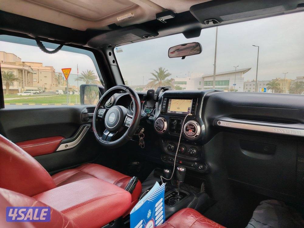 للبيع رانجلر صحاري ليمتد موديل 2011 عداد 1978
