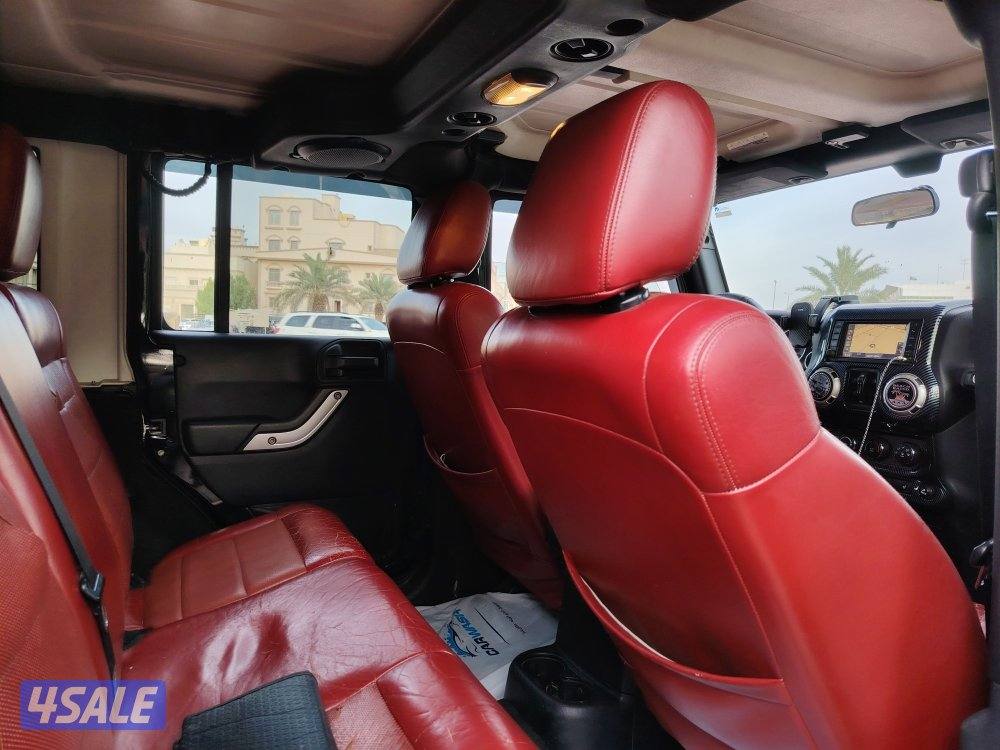 للبيع رانجلر صحاري ليمتد موديل 2011 عداد 1979