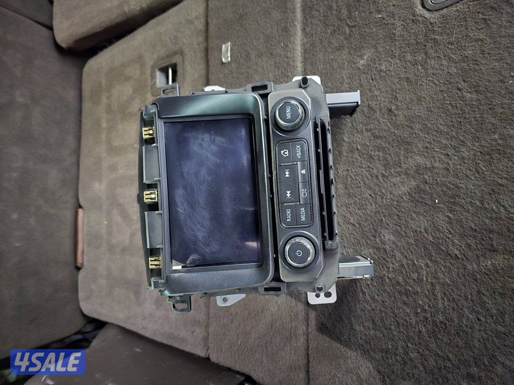 للبيع  شاشه  تاهو  LTZ   نظيفه  جدا  موديل  20150