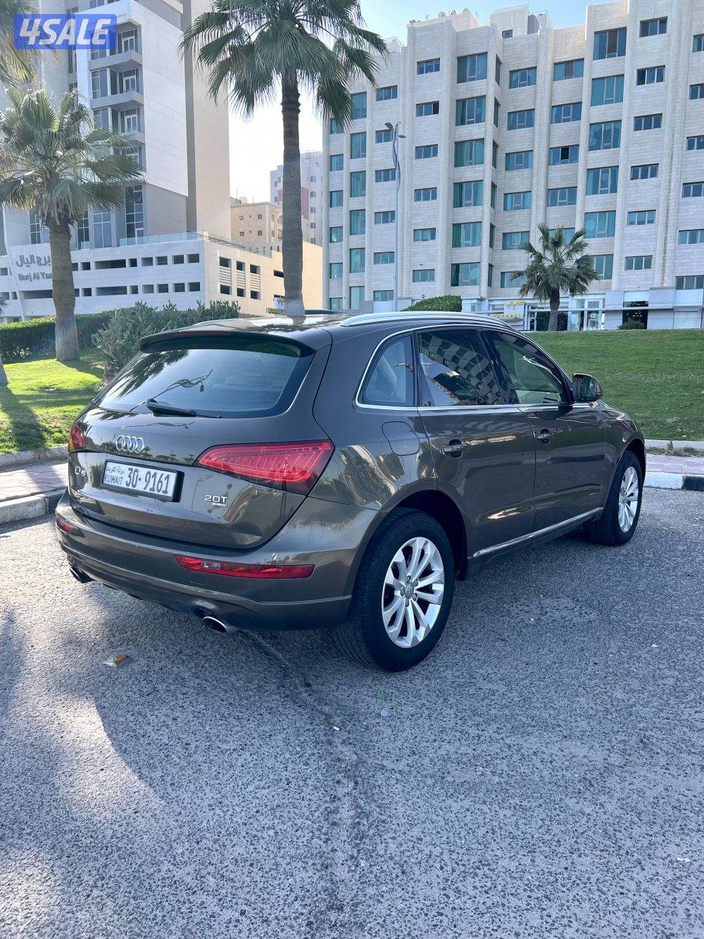 اودي Q5موديل 2014 عداد140 الف كامل المواصفات صبغ وكالة شرط الفحص الفحص3