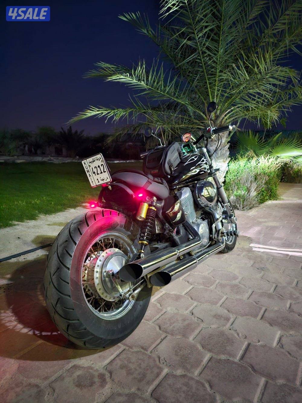 للبيع هوندا شادو كستم بوبر ستايل شرط الفحص موديل 1999 ماشي 30000 فقط2