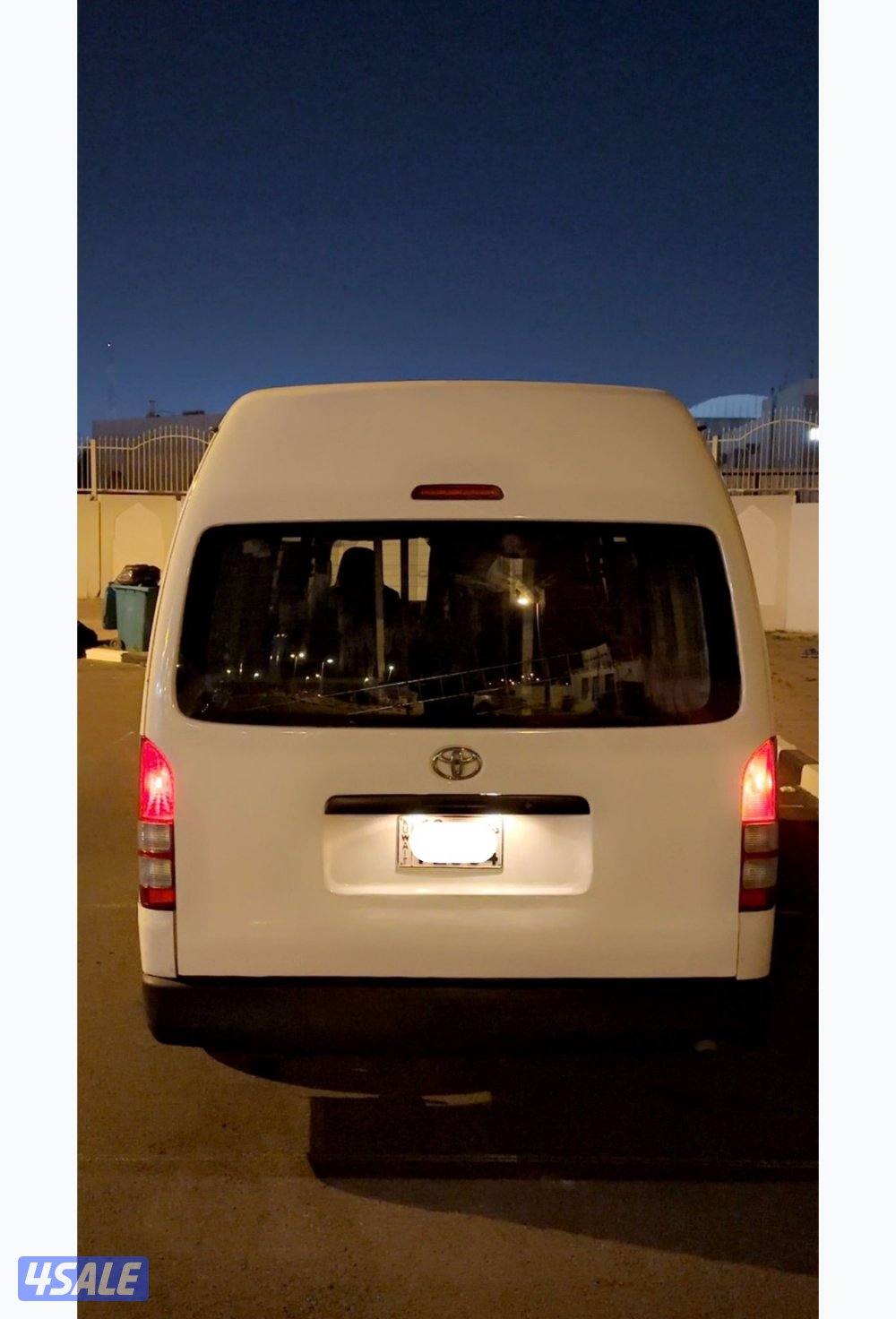 باص هايس مقفل سقف عالي1