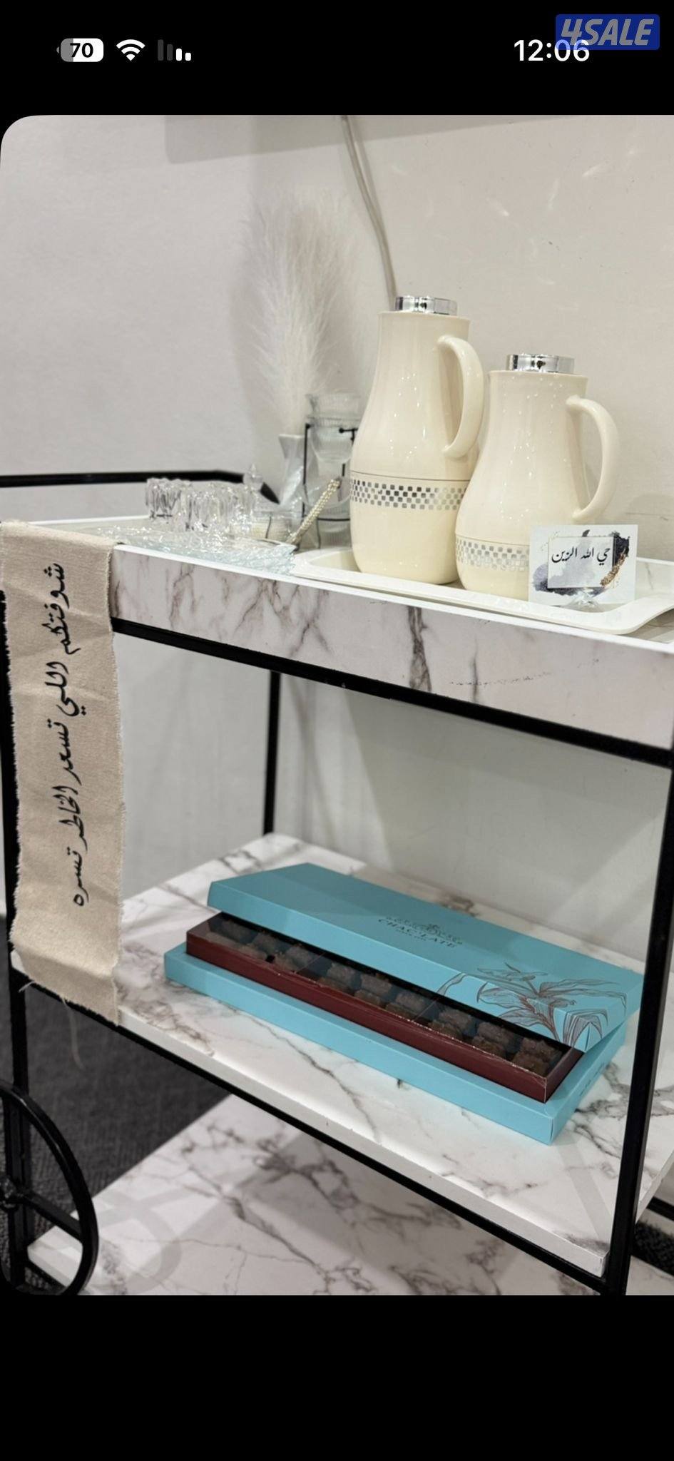 طاولات حاله ممتازه مع تروليonly in kuwait 501