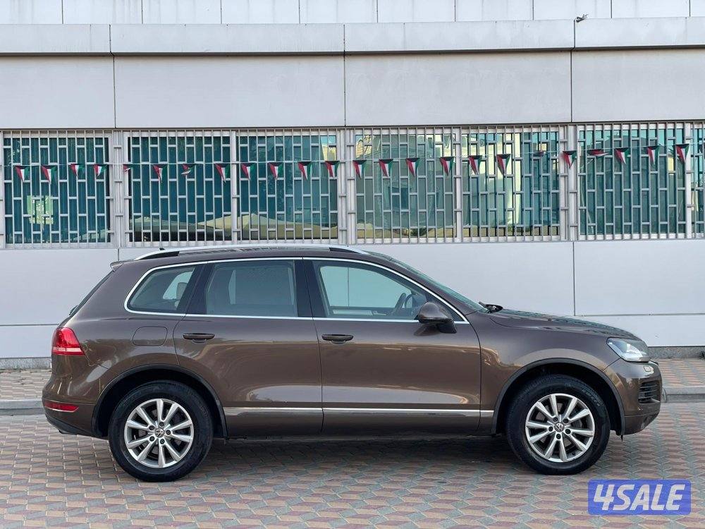 📍Volkswagen Touareg / 2014 / بحاله ممتازه 📍5