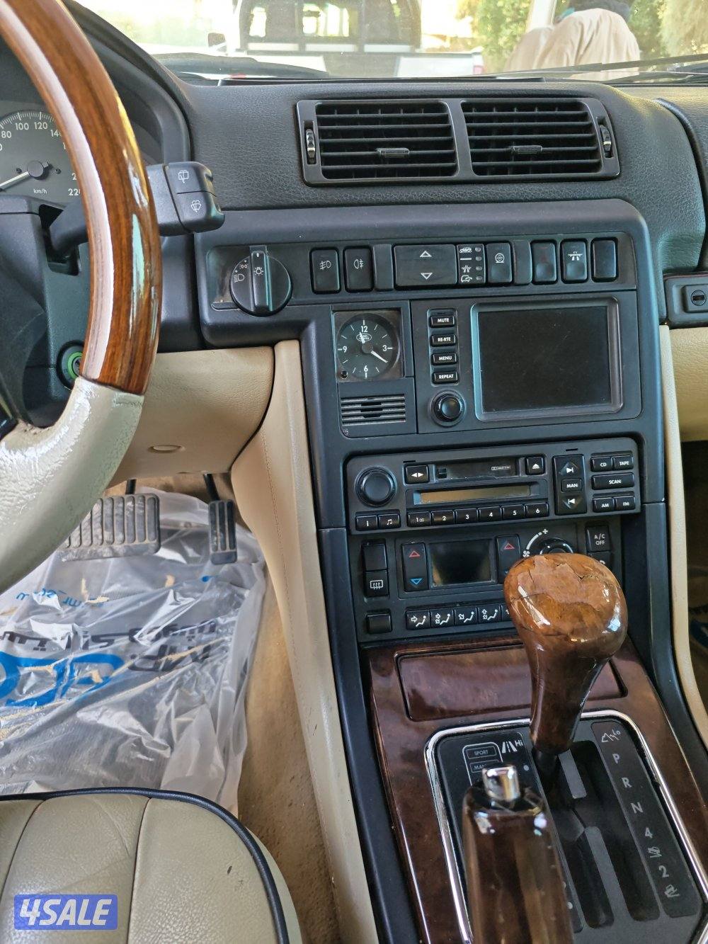 رنج روفر P38 بحالة نادرة5