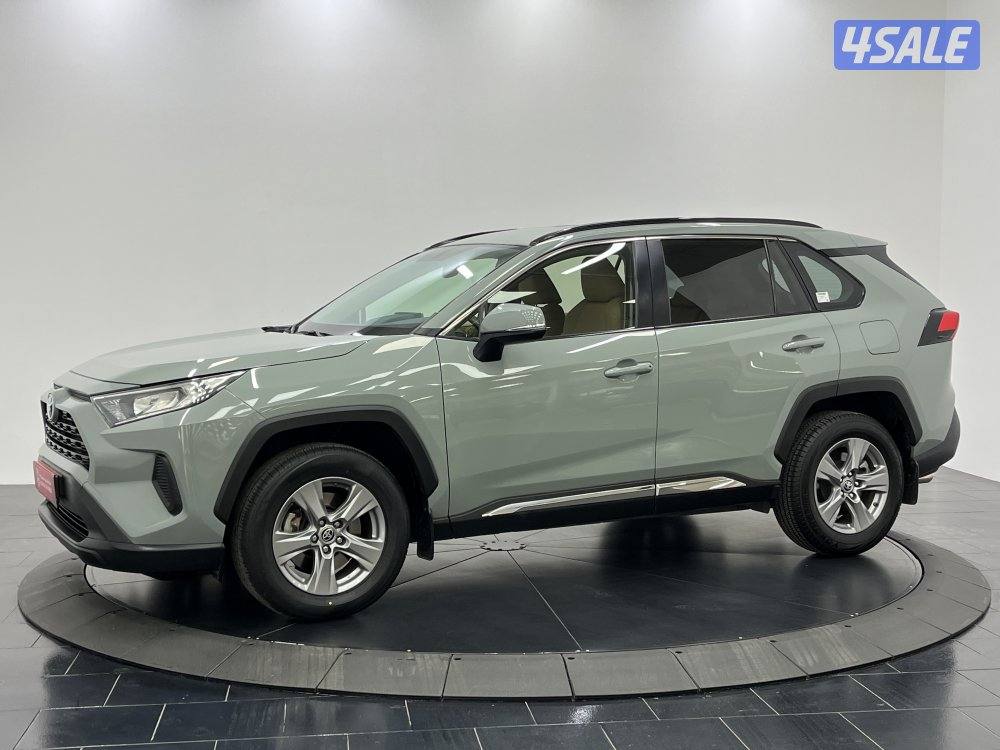 TOYOTA RAV401 4X2 STANDARD OPTION0