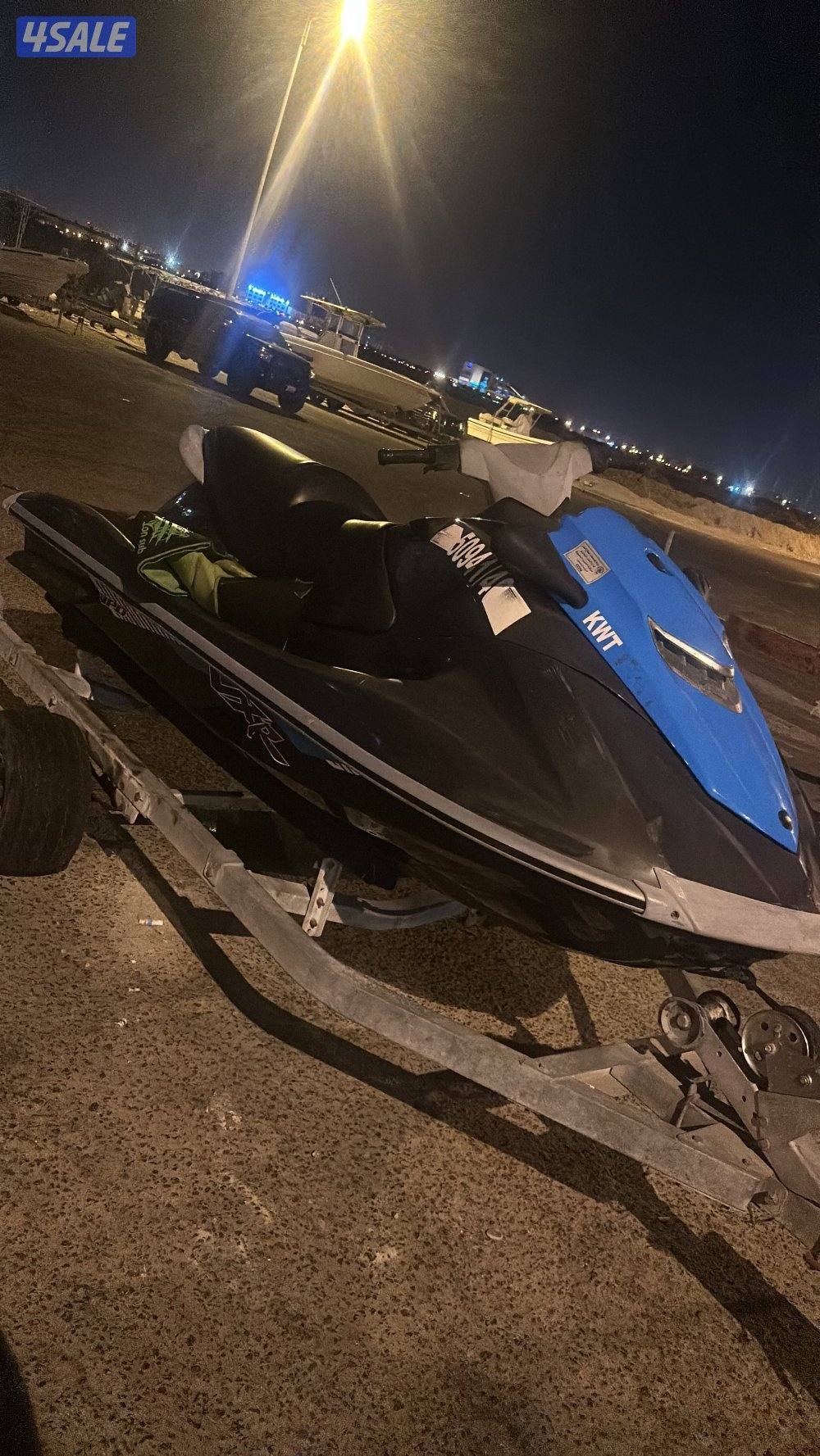 خبراء وصيانة وتصليح المكان البحري3