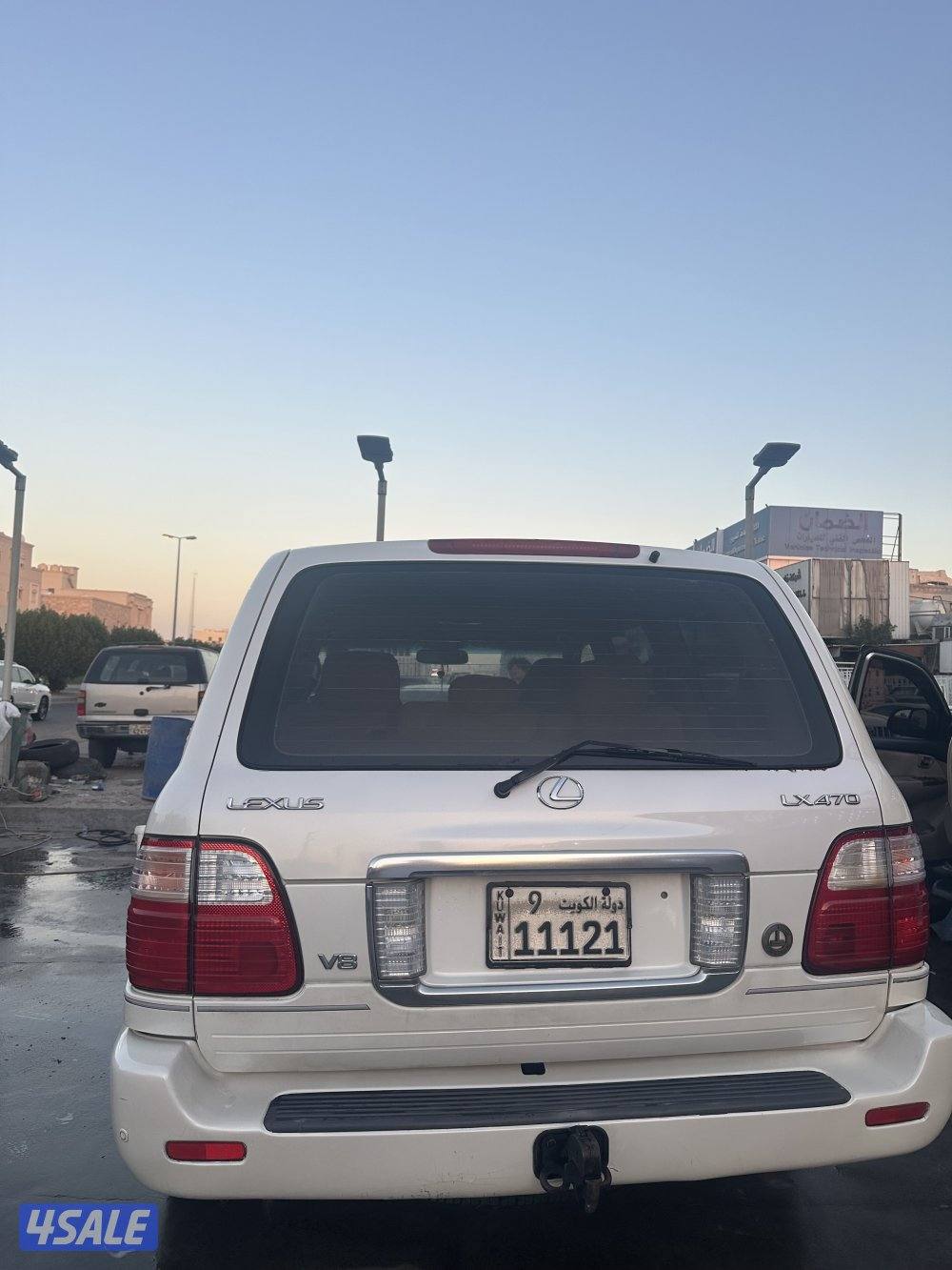 لبيع جيب لكزس ماشي 740 السياره على المنظور و الصامل يبشر بل خير6