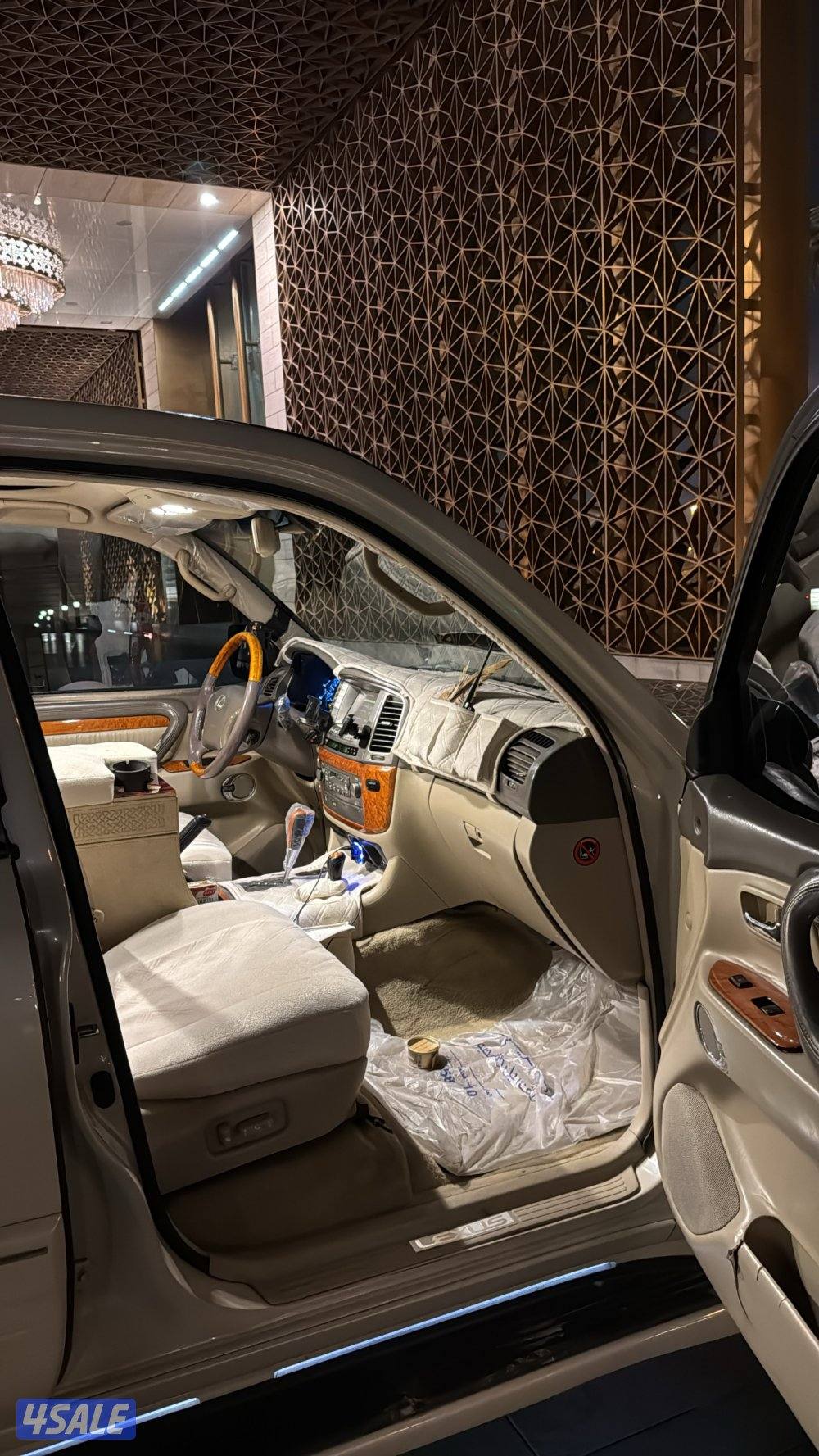 للبيع لكزس LX4706