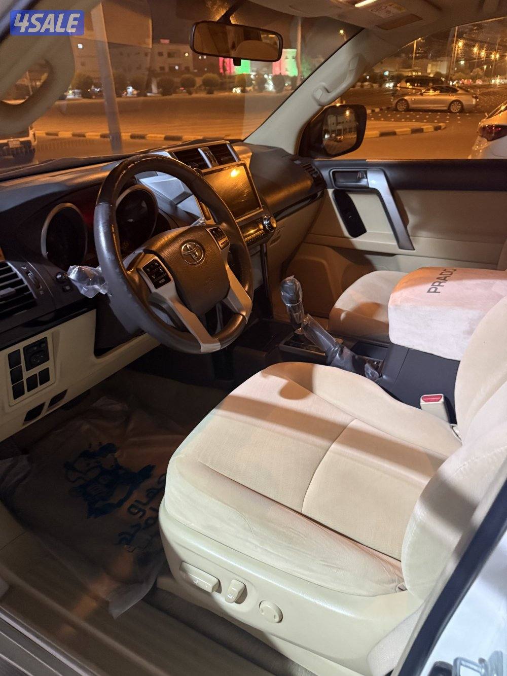 للبيع برادو 2014 TXL كامل المواصفات 6 سلندر شرط الفحص5