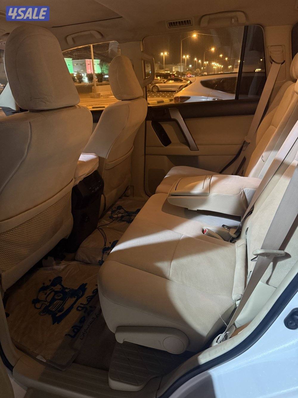 للبيع برادو 2014 TXL كامل المواصفات 6 سلندر شرط الفحص6