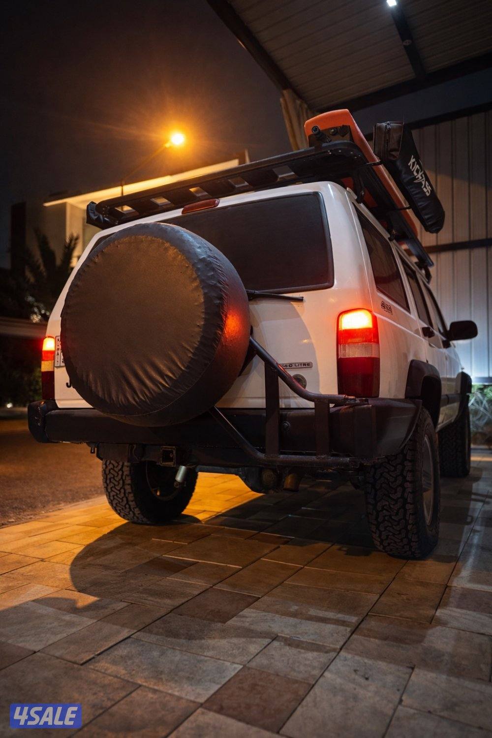 جيب شيروكي جير عادي4