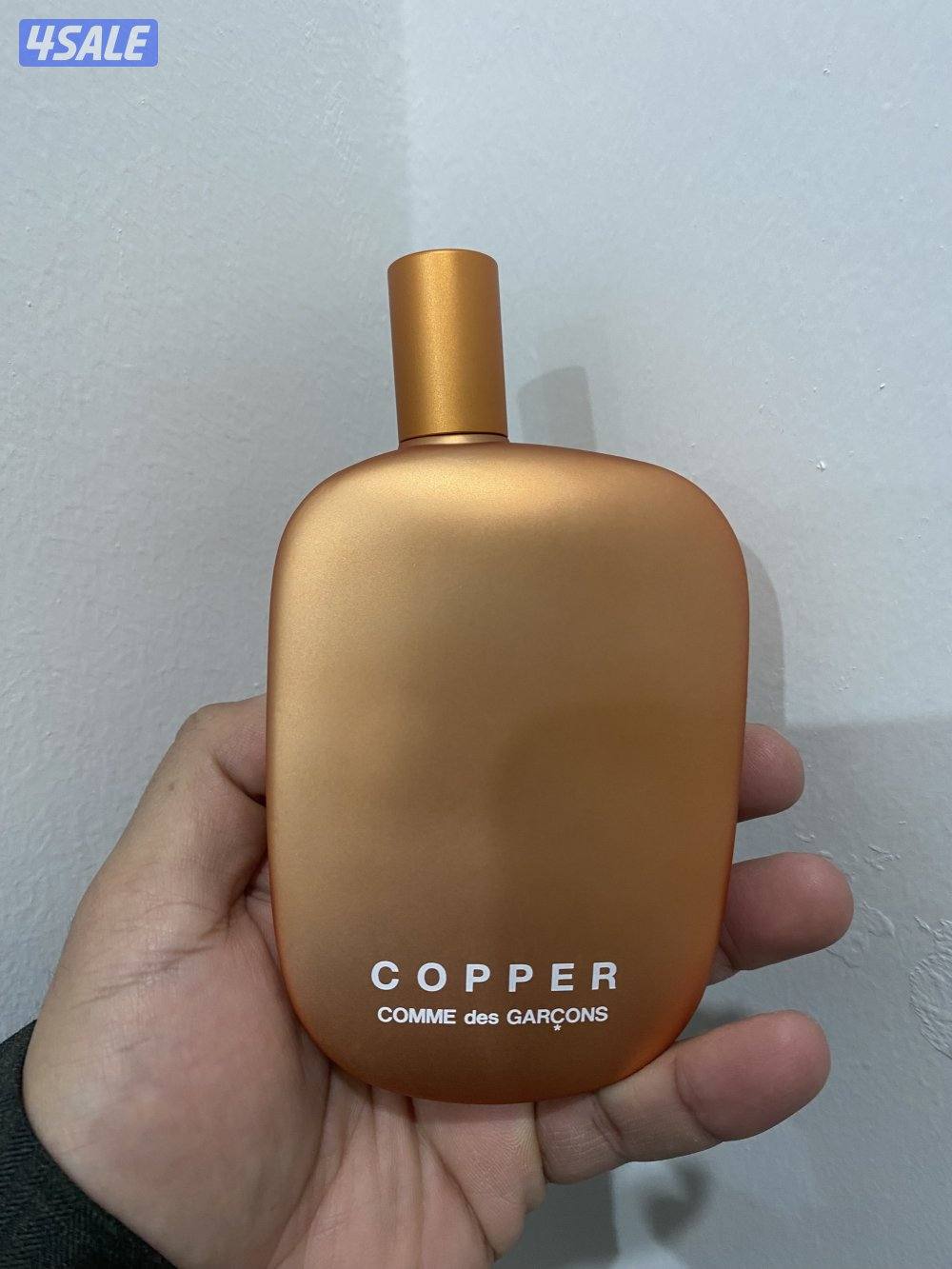 عطور شخصية استعمال شخصي  شرط انها اصلية غير هالكلام مرجوعه2