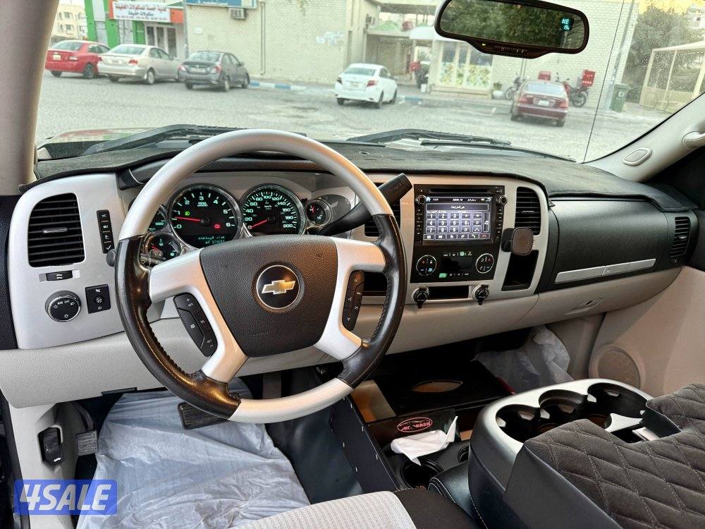 سلفرادو قمارة و نص بحالة ممتازة2