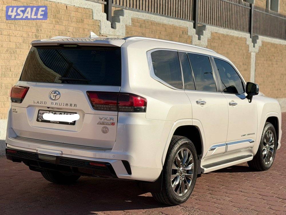 لاندكروزر vxr 2024 اعلا درجة الفل2