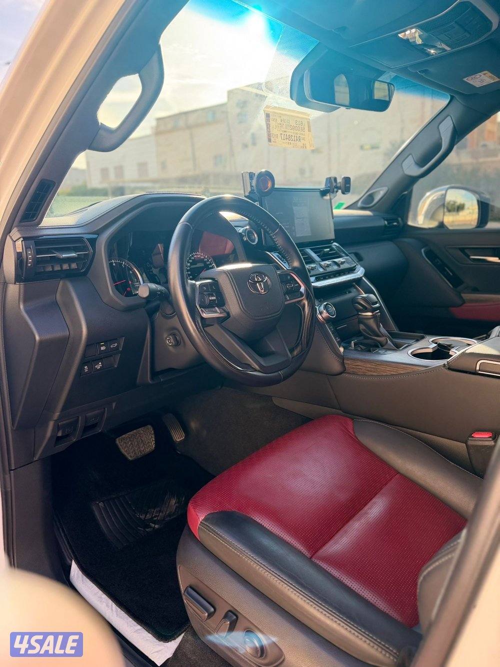 لاندكروزر vxr 2024 اعلا درجة الفل8