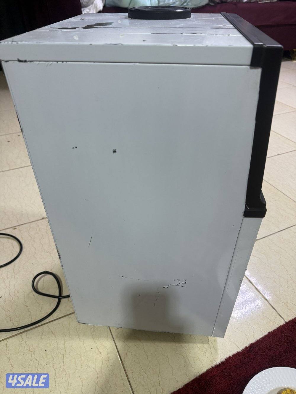 للبيع ايس ميكر4