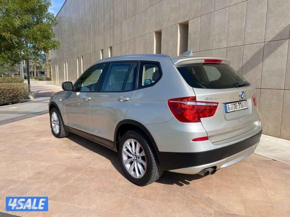 BMW
X3
عداد 165 الف3