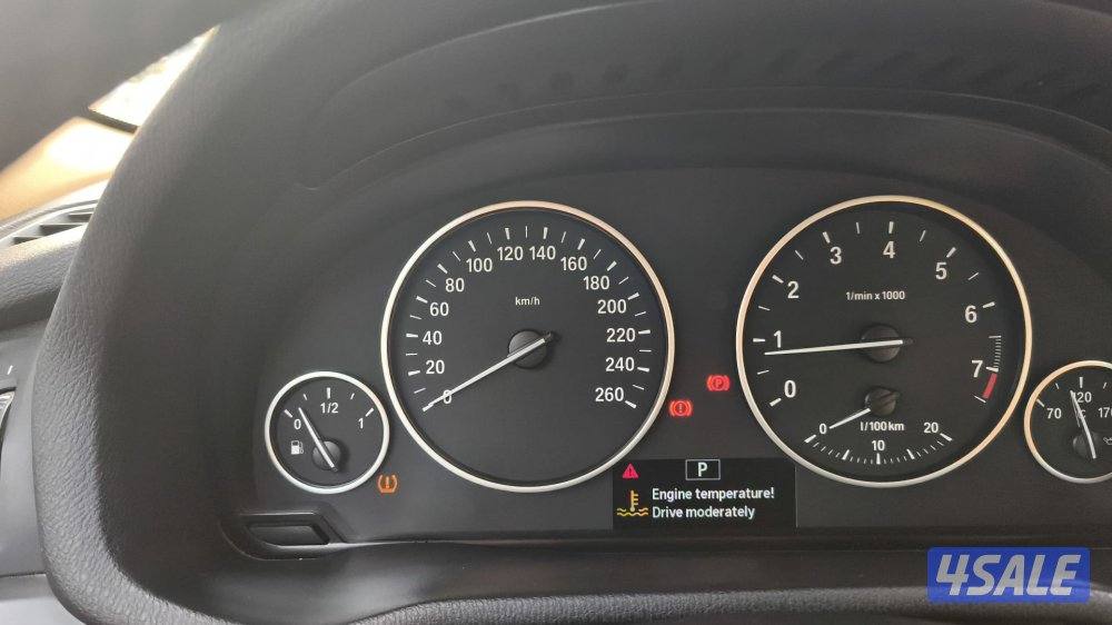 BMW
X3
عداد 165 الف10