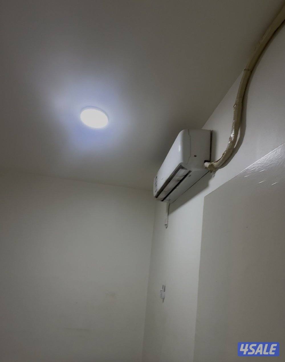 للايجار دور ارضي الواحة قطعة 4 مدخل ومخرج سهل12