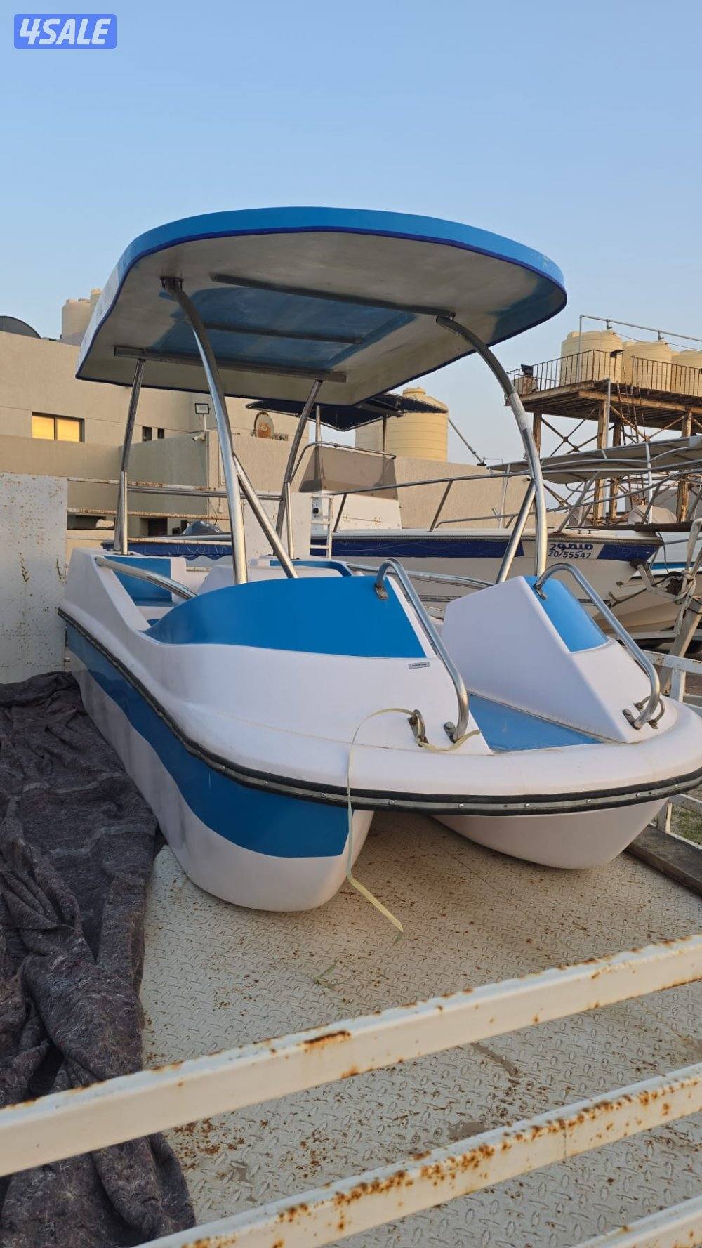 paddle boats قوارب ترفيهية2