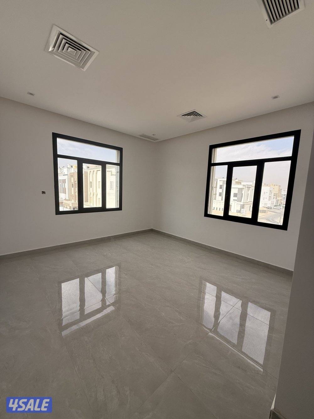 للايجار شقة تشطيب VIP المطلاع اول ساكن10