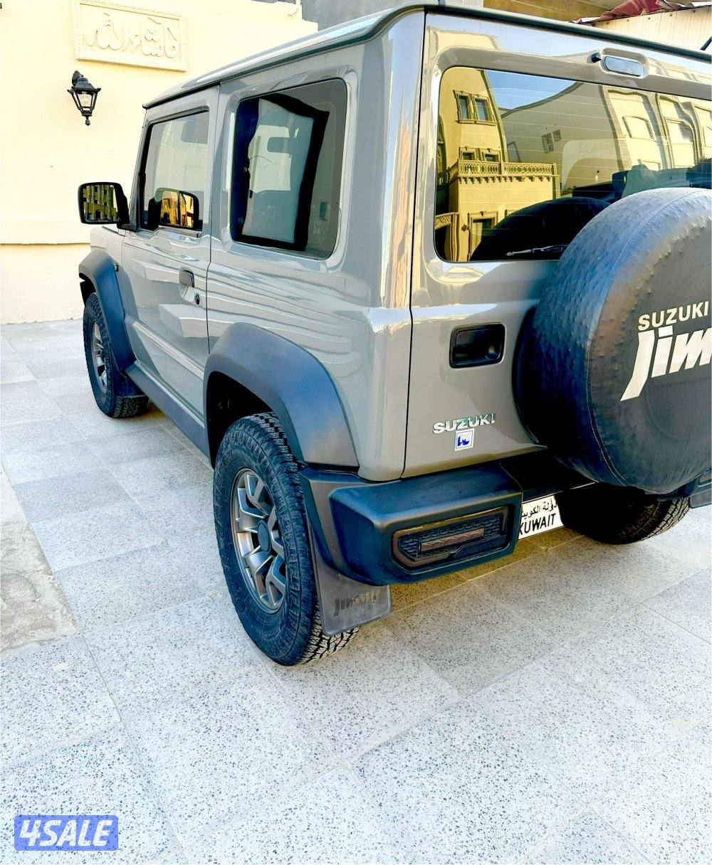 Suzuki Jimny 2024 Grey1