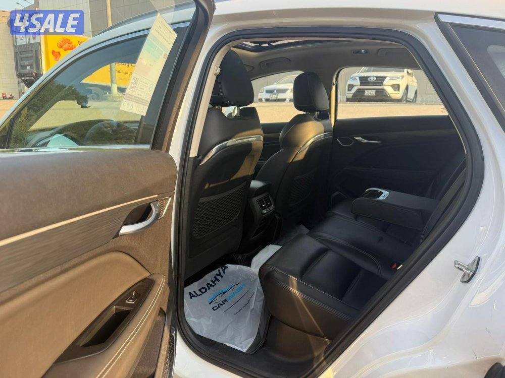 للبيع جيلي  2021 ماشي 77. الف5