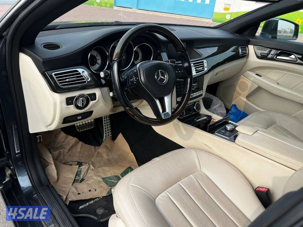 للبيع CLS500 - 2013 بحاله ممتازه جداً عداد 810004
