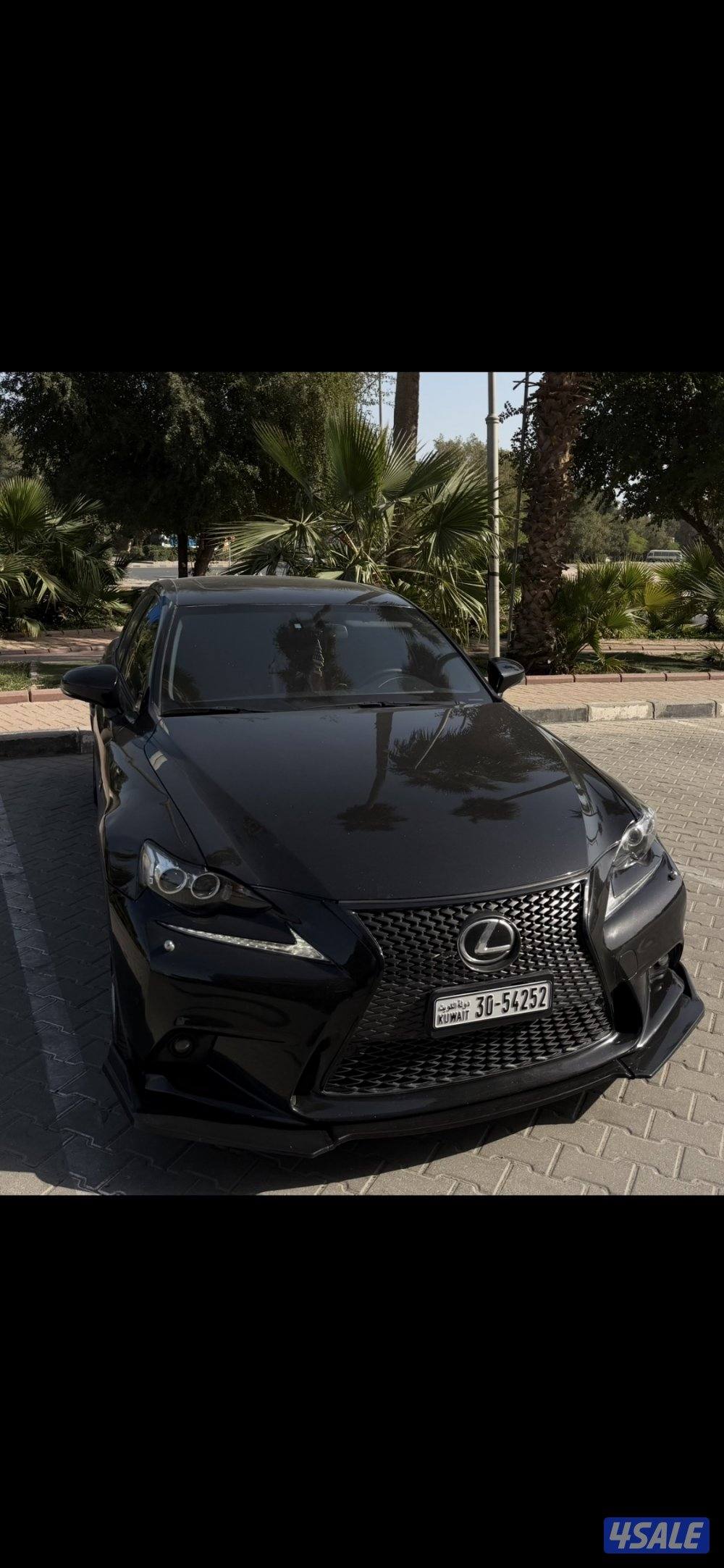 Lexus is350 F sport مميز جداً1